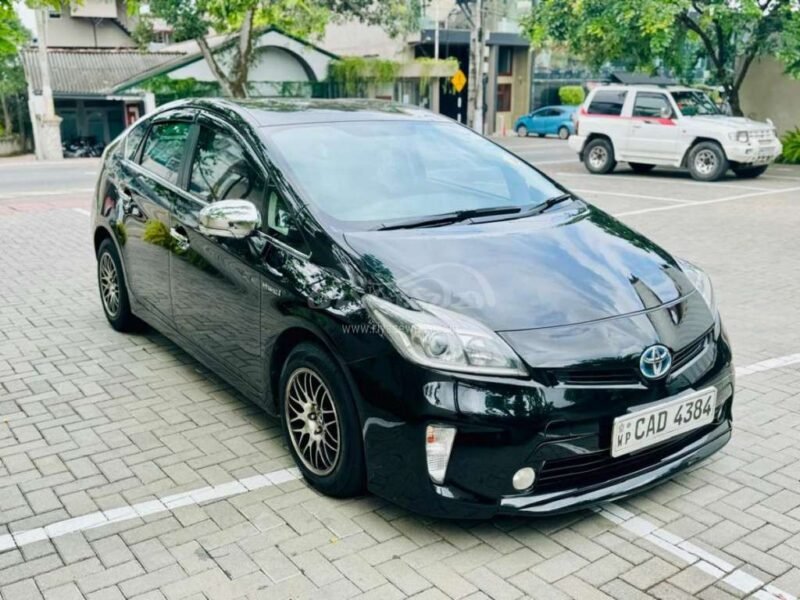 Toyota PRIUS S Grade 2014 Car