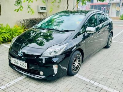 Toyota PRIUS S Grade 2014 Car