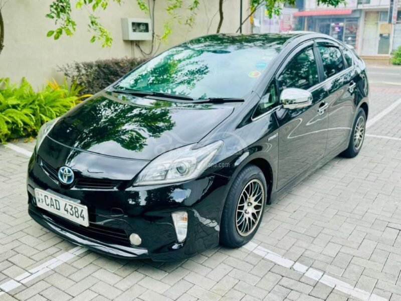 Toyota PRIUS S Grade 2014 Car